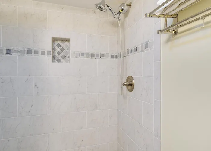 Apartment Unwind Poolside, Walk To Shore! Orange Gulf Shores